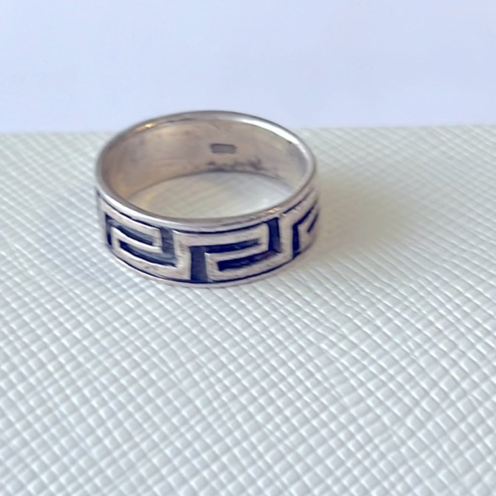 Sterling ring - Picture 2 of 6